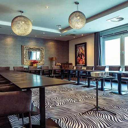 Salinenparc Design Budget 4* באד ווסטרנקוטן